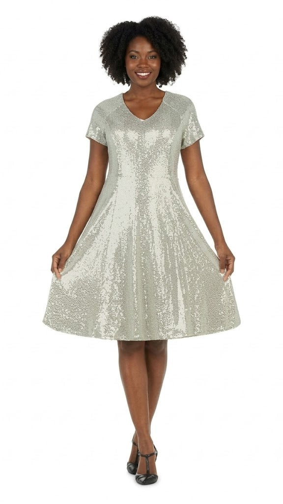 Short Sleeve V-neck Sequins A-line Dress - Plus