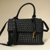 BLACK/BLK